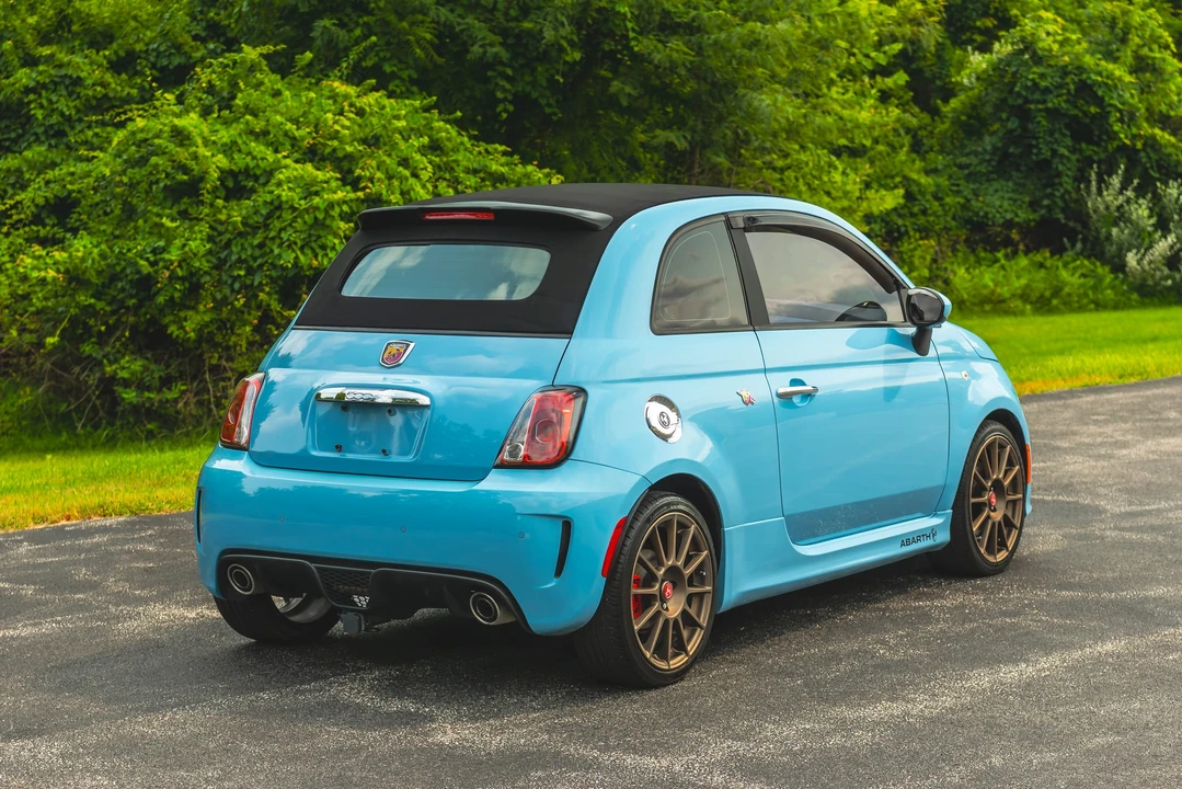 2017 Fiat Abarth 500 - Image 25 of 31