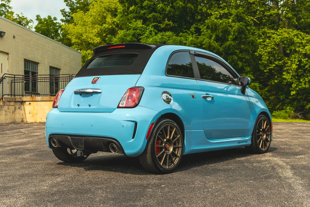2017 Fiat Abarth 500 - Image 26 of 31