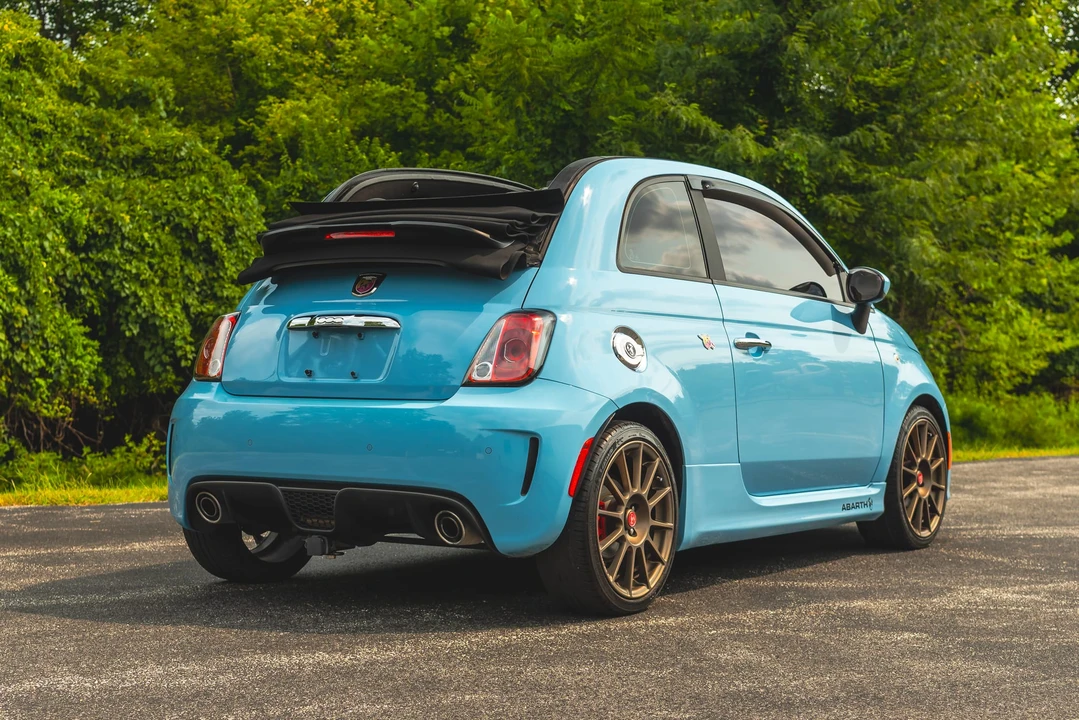 2017 Fiat Abarth 500 - Image 23 of 31
