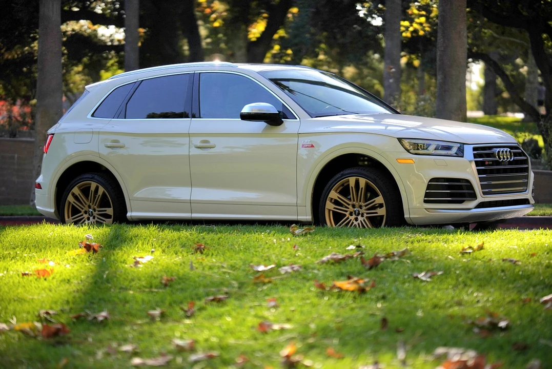 2018 Audi FY SQ5 - Image 9 of 31