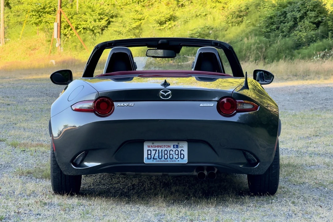 2018 Mazda ND MX-5 Miata - Image 9 of 31
