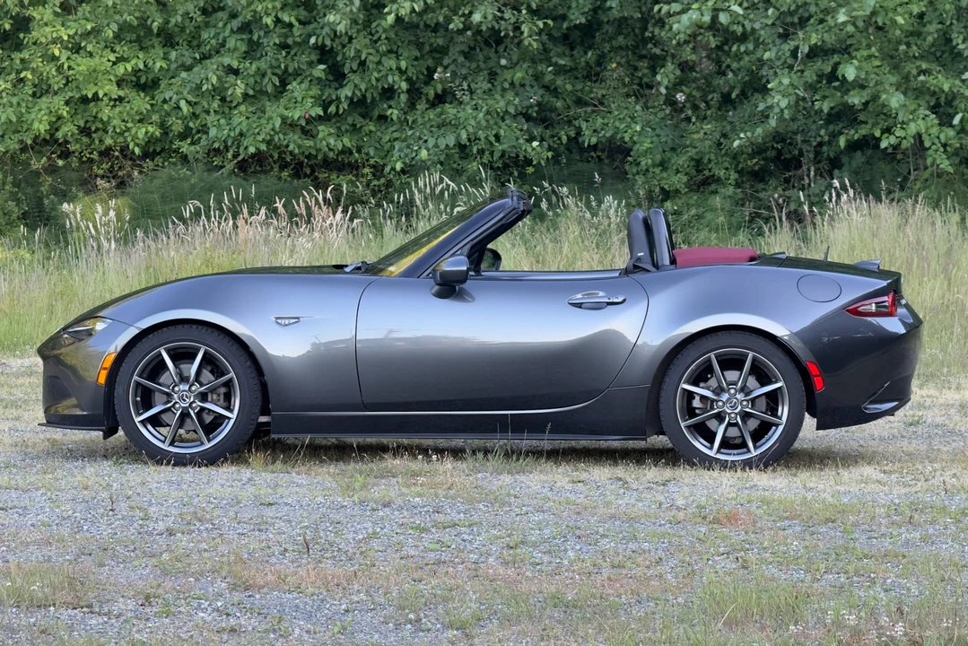 2018 Mazda ND MX-5 Miata - Image 4 of 31