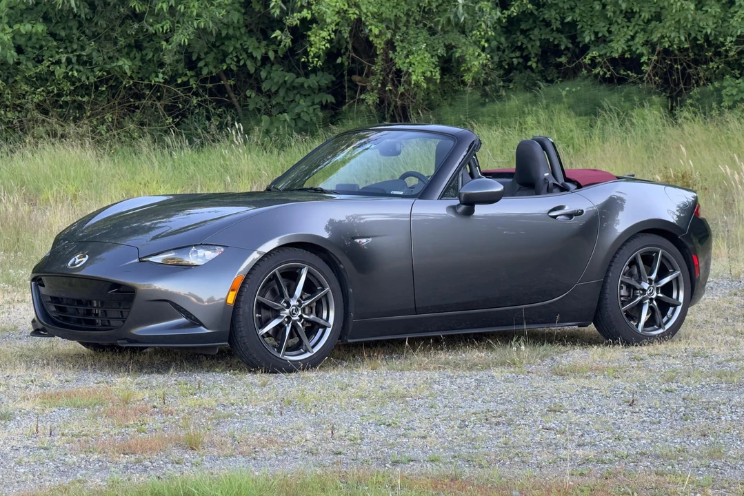 2018 Mazda ND MX-5 Miata - Image 2 of 31
