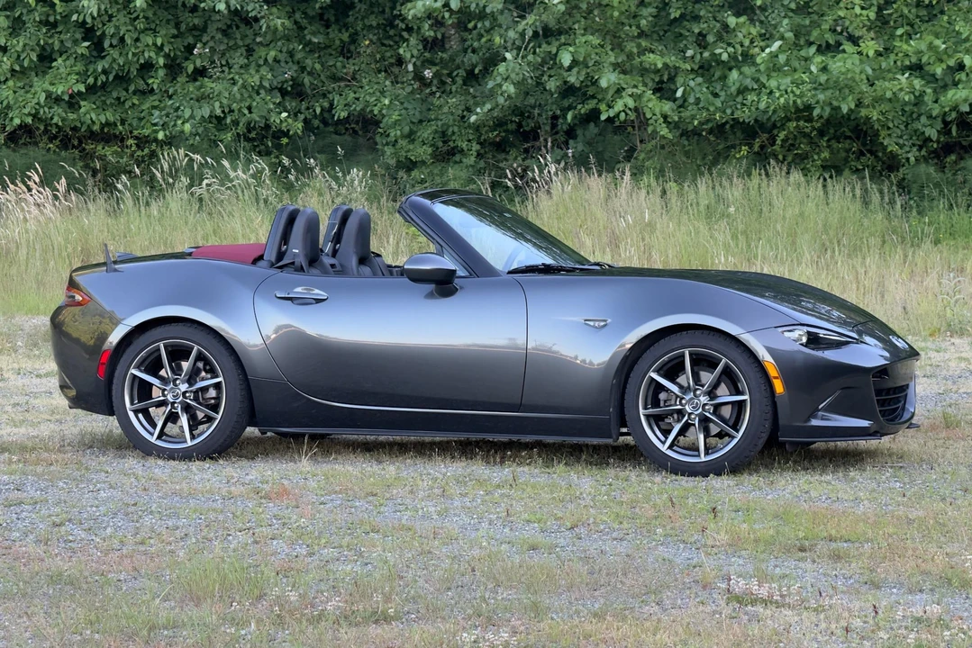 2018 Mazda ND MX-5 Miata - Image 16 of 31