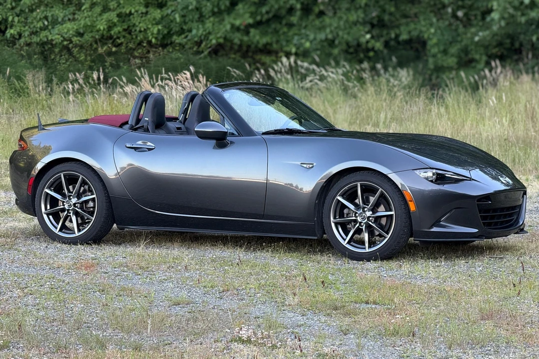 2018 Mazda ND MX-5 Miata - Image 17 of 31