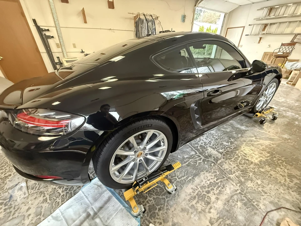 2018 Porsche 718 Cayman - Image 30 of 31