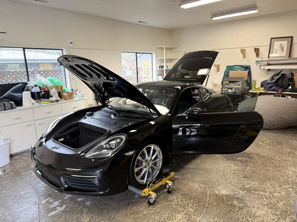 2018 Porsche 718 Cayman - Image 17 of 31