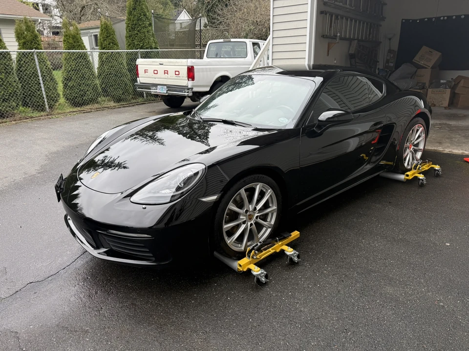 2018 Porsche 718 Cayman - Image 10 of 31