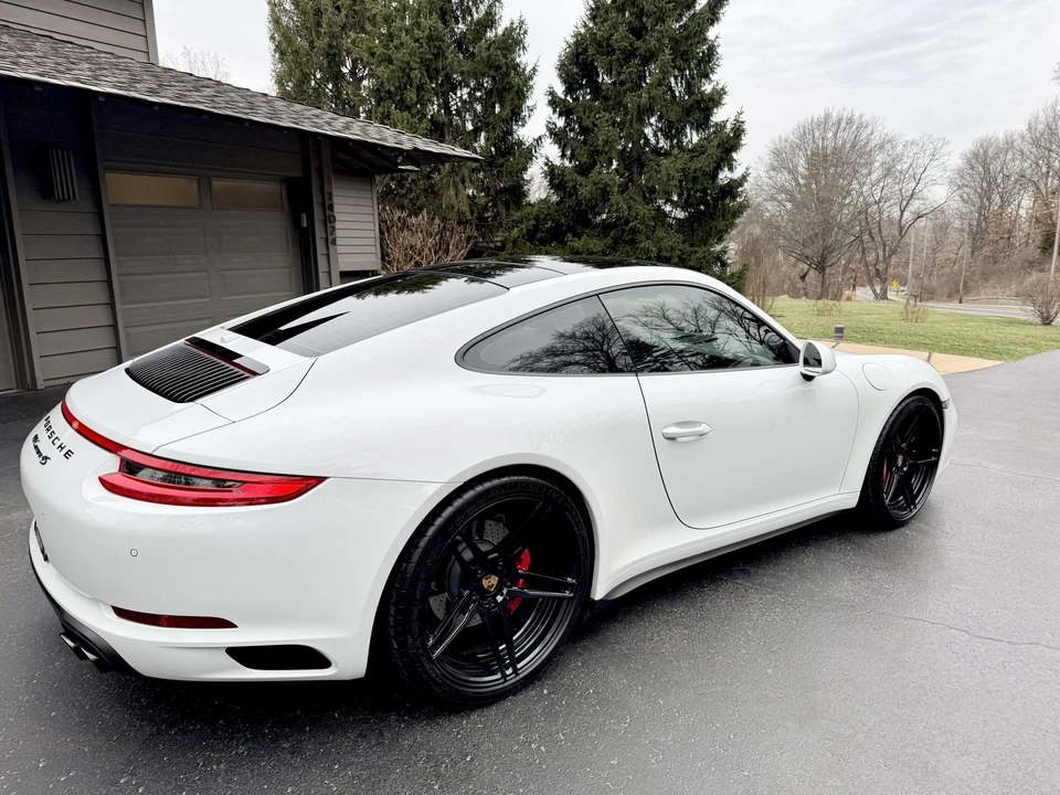 2018 Porsche 991 Carrera 4S - Image 18 of 31