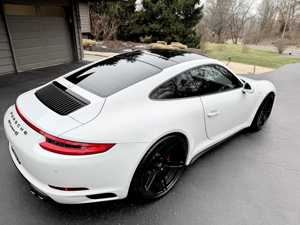 2018 Porsche 991 Carrera 4S - Image 17 of 31