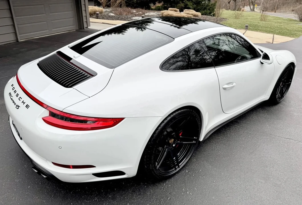 2018 Porsche 991 Carrera 4S - Image 15 of 31