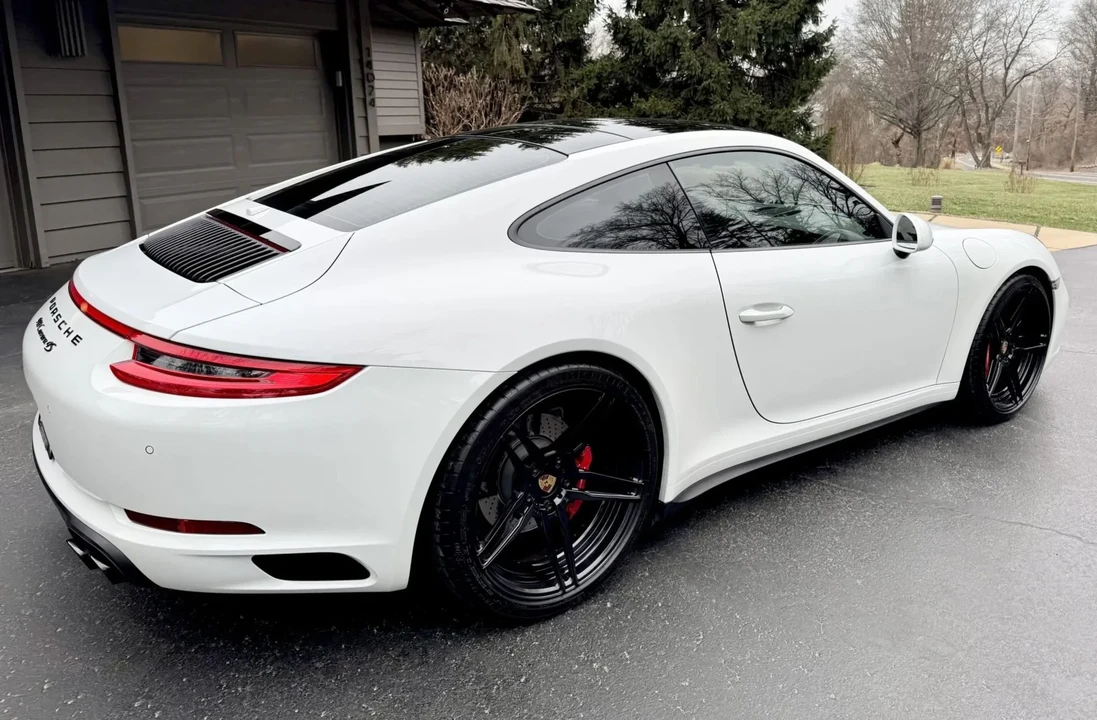 2018 Porsche 991 Carrera 4S - Image 16 of 31