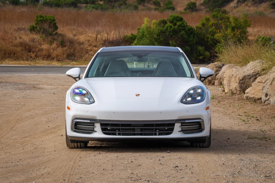 2018 Porsche 971 Panamera - Image 4 of 31
