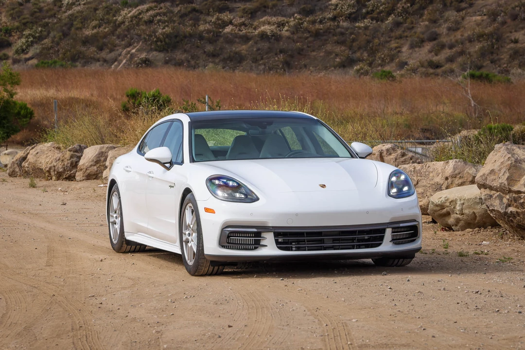 2018 Porsche 971 Panamera - Image 5 of 31