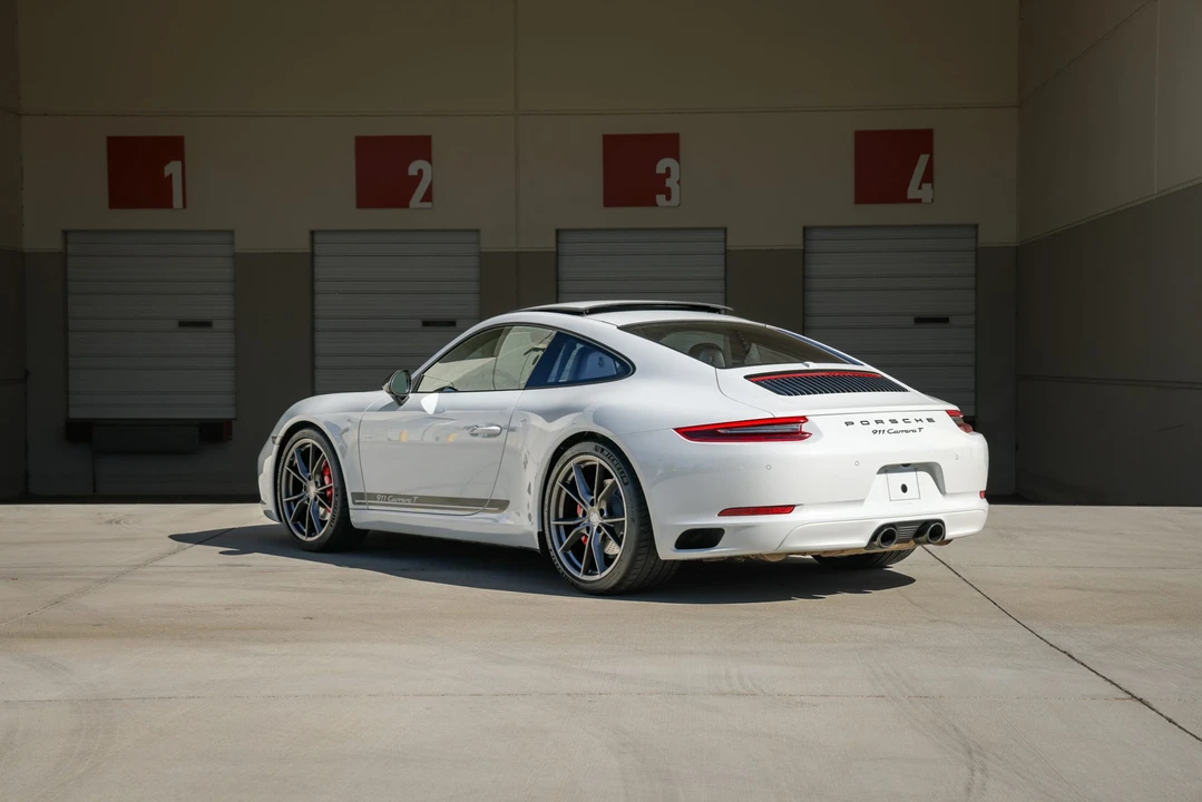 2019 Porsche 991 Carrera T - Image 7 of 31