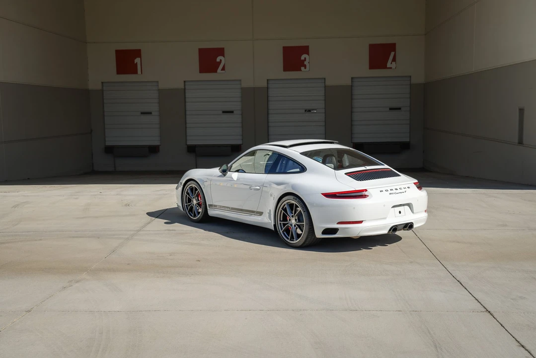 2019 Porsche 991 Carrera T - Image 8 of 31