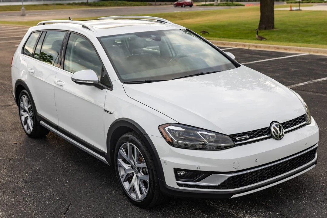 2019 Volkswagen Golf Mk7 - Image 11 of 31