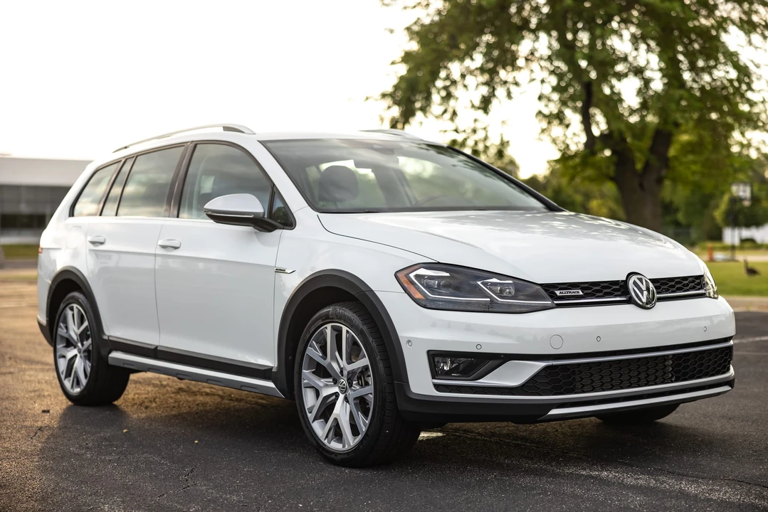 2019 Volkswagen Golf Mk7 - Image 10 of 31