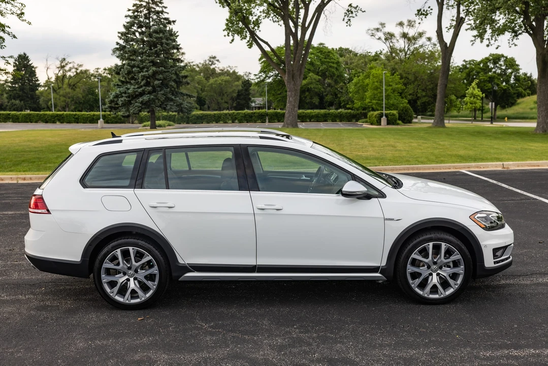 2019 Volkswagen Golf Mk7 - Image 16 of 31