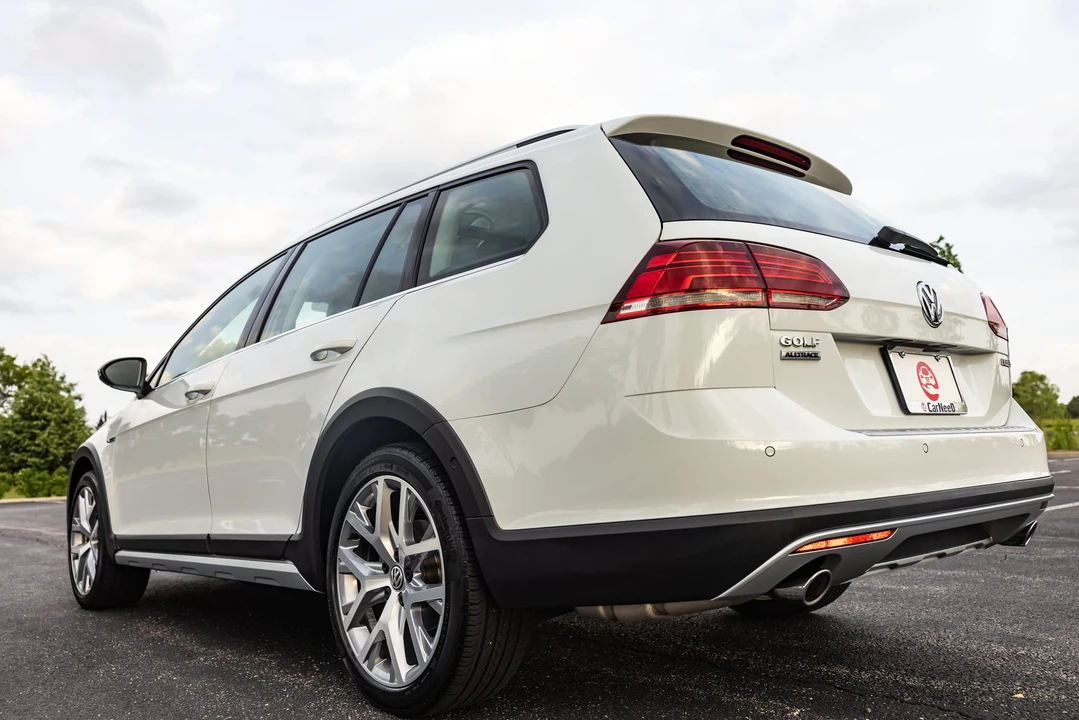 2019 Volkswagen Golf Mk7 - Image 24 of 31