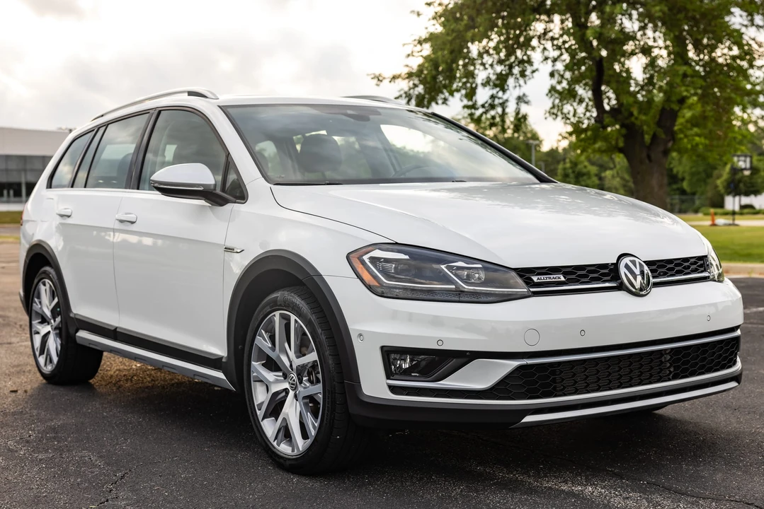 2019 Volkswagen Golf Mk7 - Image 12 of 31