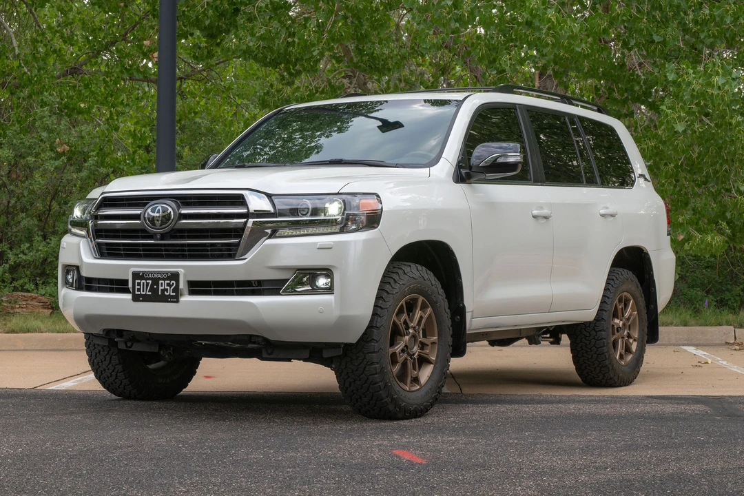 2020 Toyota J200 Land Cruiser - Image 2 of 31