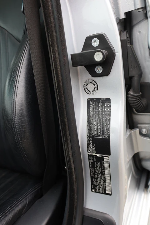 2000 BMW E39 M5 - Image 13 of 31