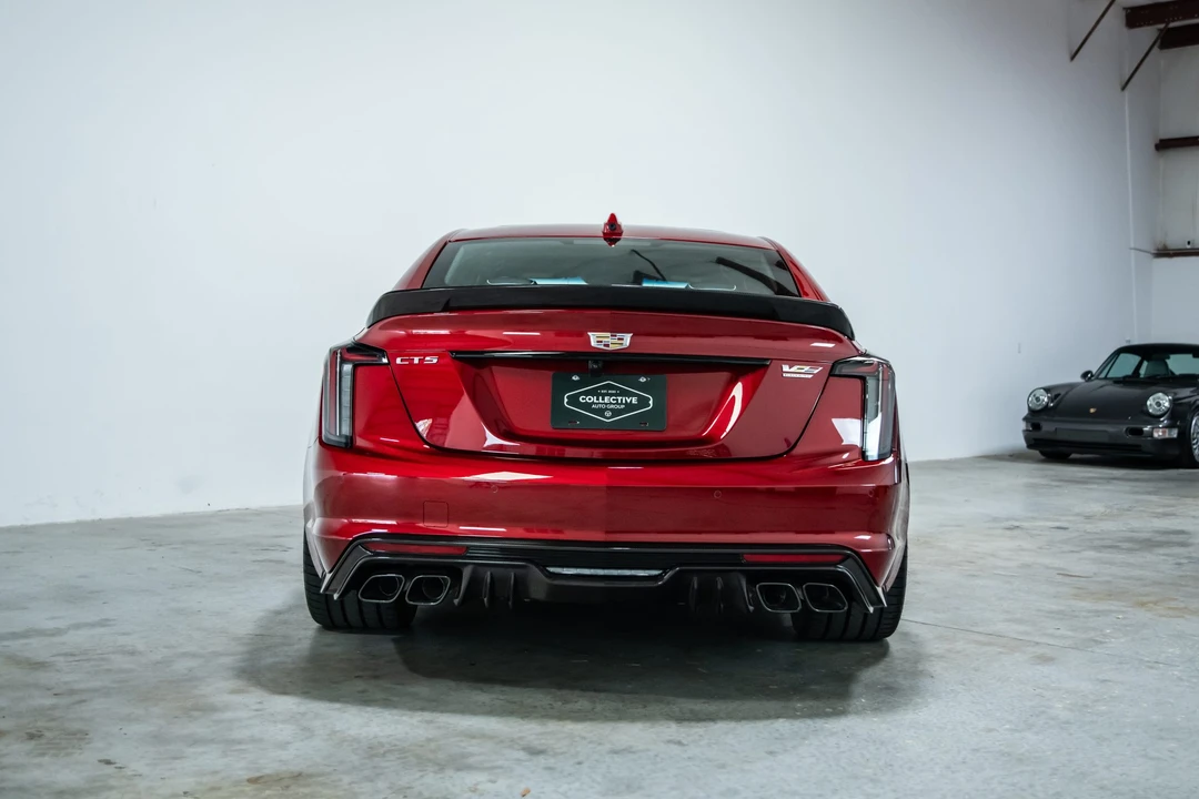 2023 Cadillac CT5-V Blackwing - Image 10 of 31