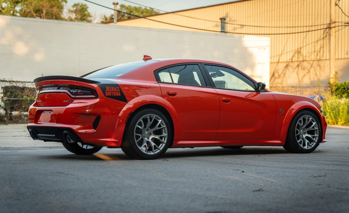 2023 Dodge Charger SRT Hellcat 7th Gen - Image 6 of 31