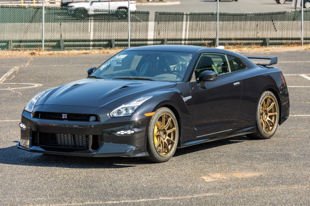 2024 Nissan R35 GT-R T-Spec & Final Edition - Image 2 of 31