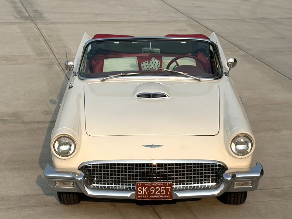 1957 Ford Thunderbird 1st Gen - Image 15 of 31