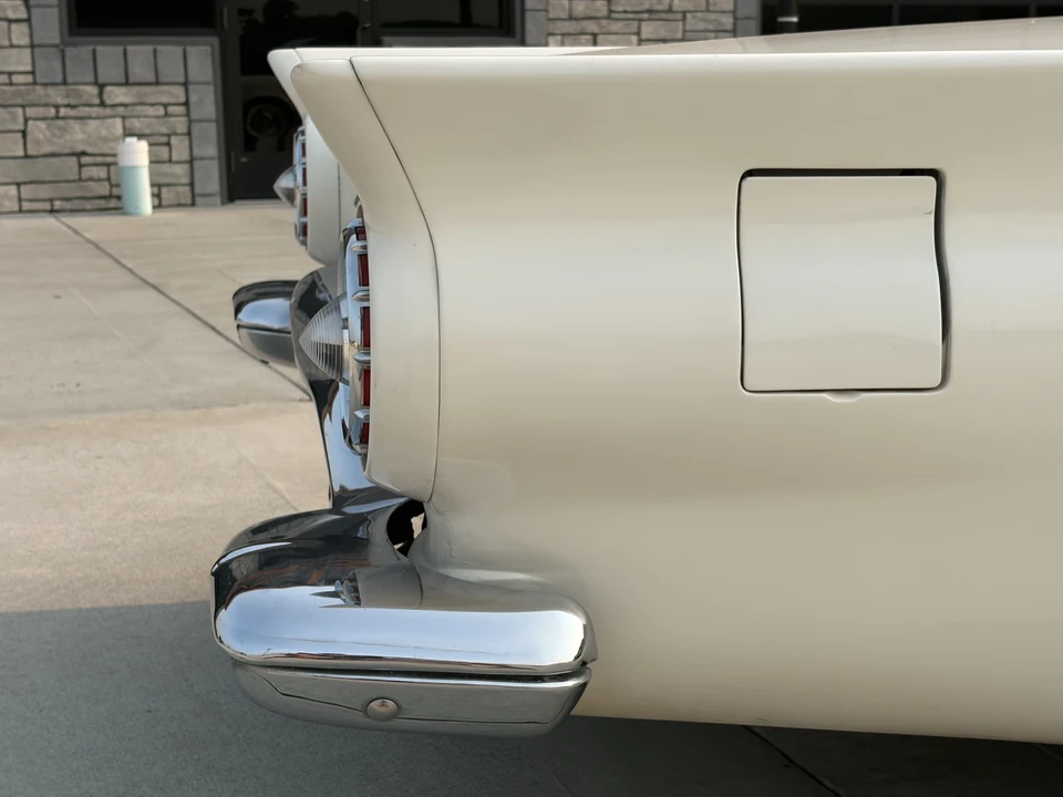 1957 Ford Thunderbird 1st Gen - Image 20 of 31