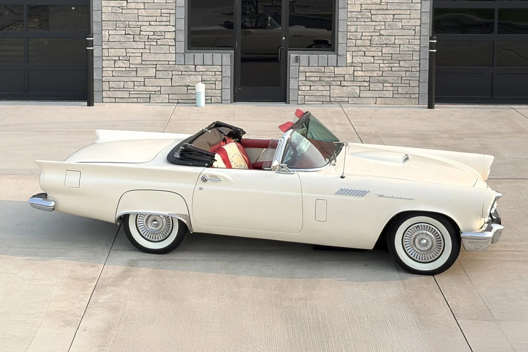 1957 Ford Thunderbird 1st Gen - Image 2 of 31