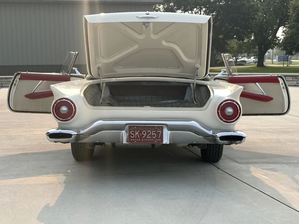 1957 Ford Thunderbird 1st Gen - Image 8 of 31