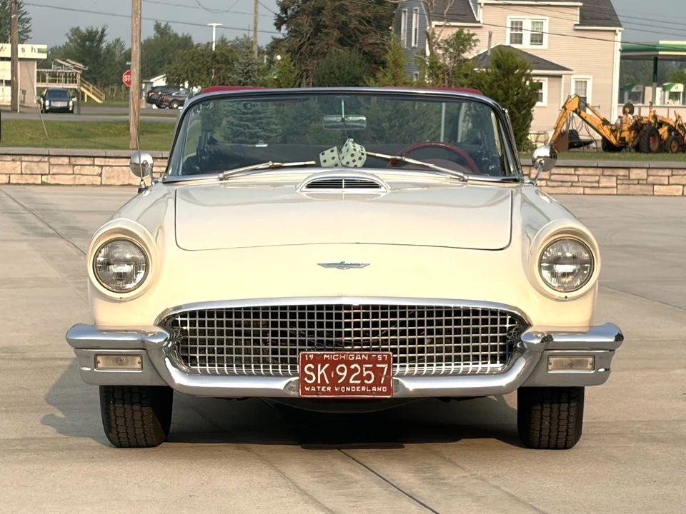 1957 Ford Thunderbird 1st Gen - Image 14 of 31