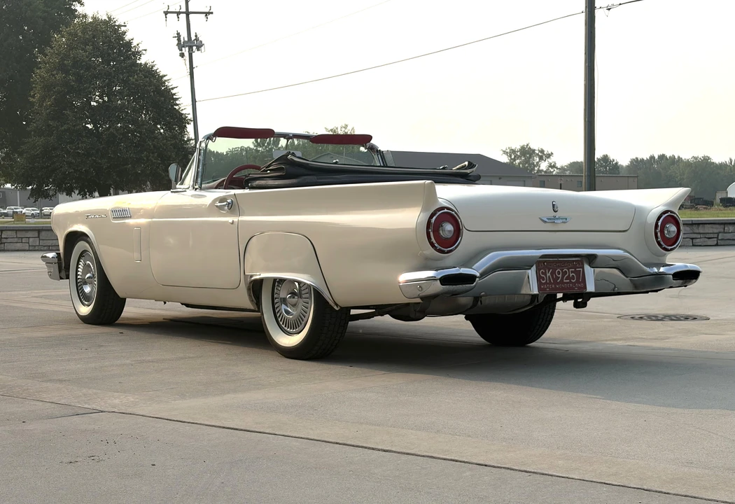 1957 Ford Thunderbird 1st Gen - Image 9 of 31