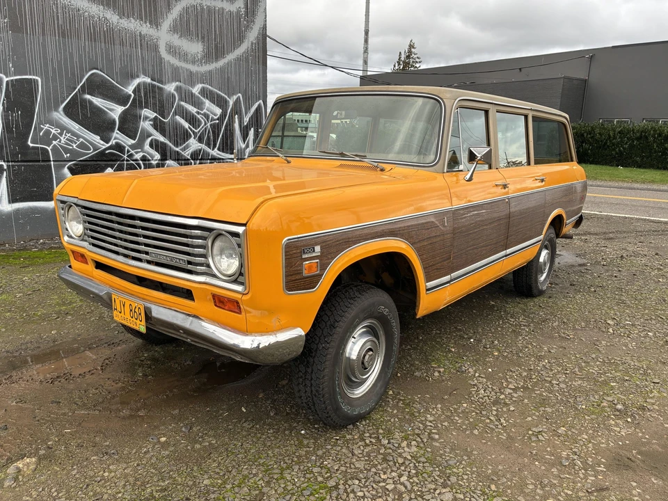 1974 International Harvester Travelall - Image 2 of 31