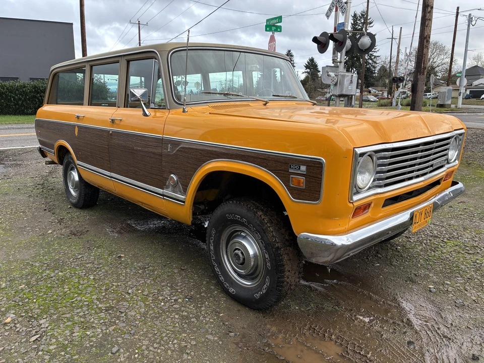 1974 International Harvester Travelall - Image 16 of 31