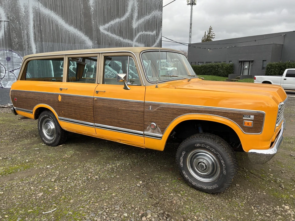 1974 International Harvester Travelall - Image 19 of 31