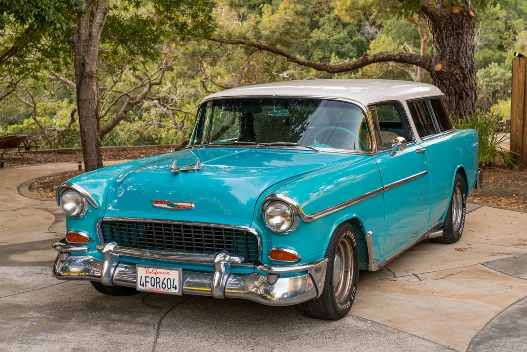 1955 Chevrolet Nomad - Image 2 of 31