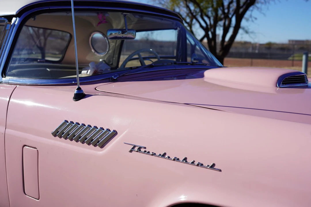 1957 Ford Thunderbird 1st Gen - Image 22 of 31