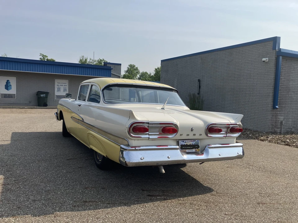 1958 Ford Customline - Image 17 of 31