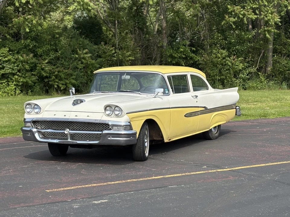 1958 Ford Customline - Image 5 of 31