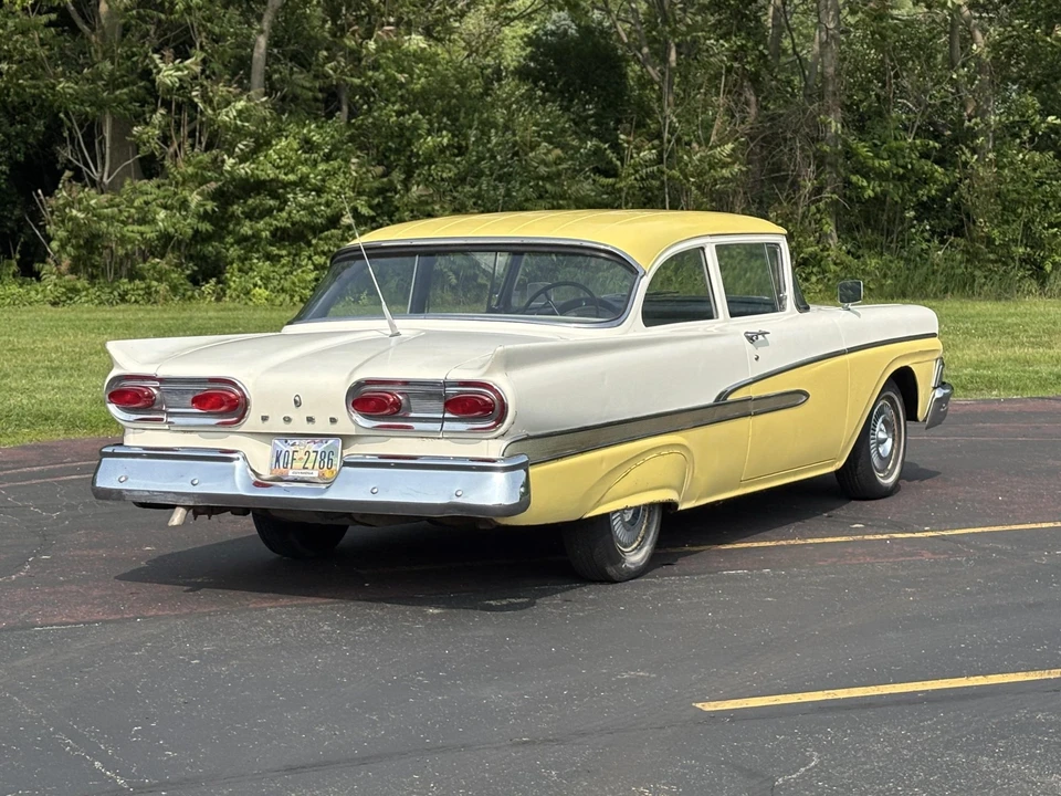 1958 Ford Customline - Image 22 of 31