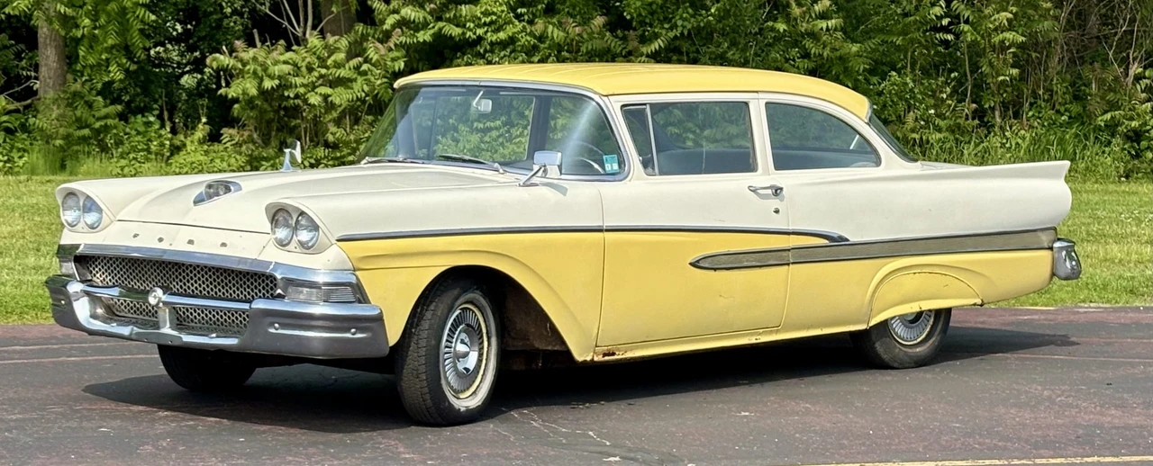 1958 Ford Customline - Image 23 of 31