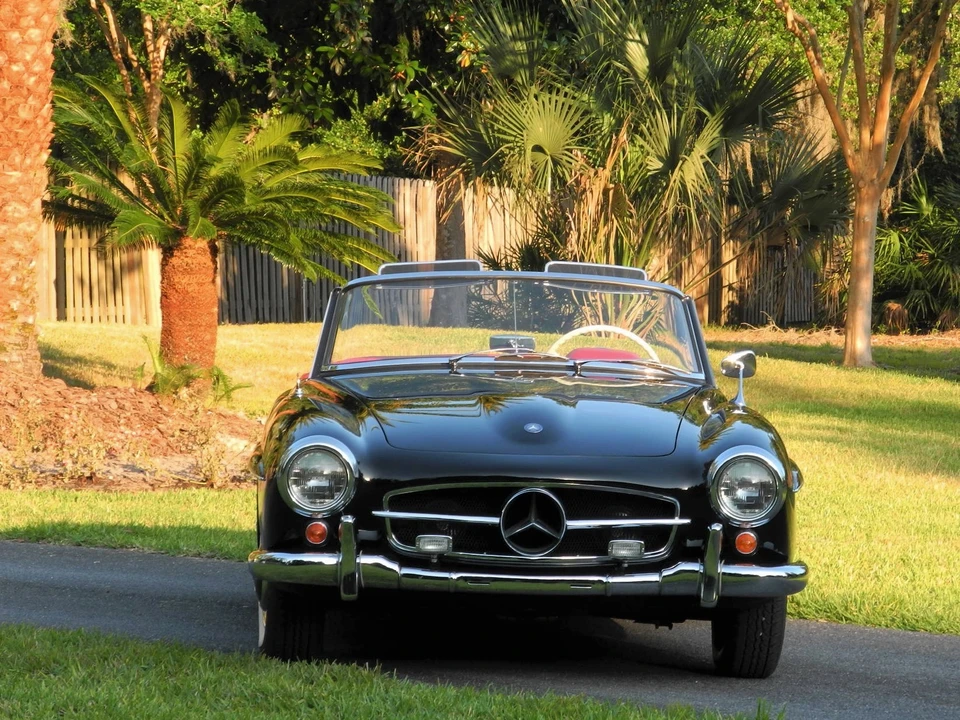 1961 Mercedes-Benz 190 SL - Image 9 of 31