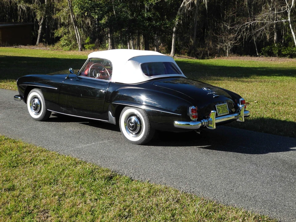1961 Mercedes-Benz 190 SL - Image 13 of 31