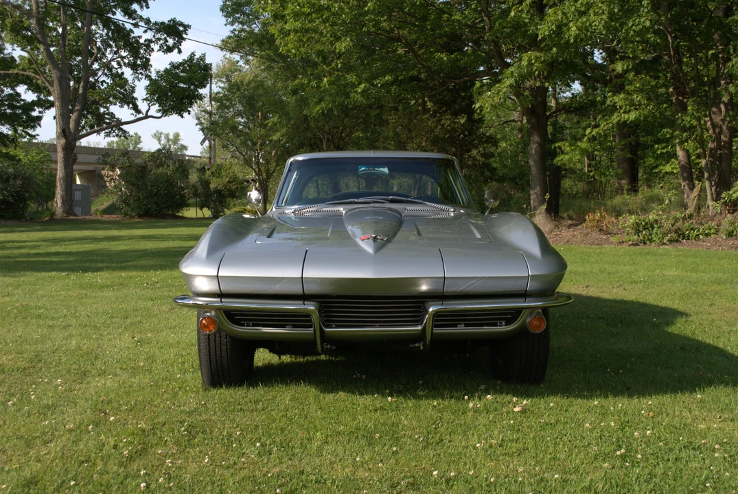 1964 Chevrolet Corvette C2 - Image 17 of 31