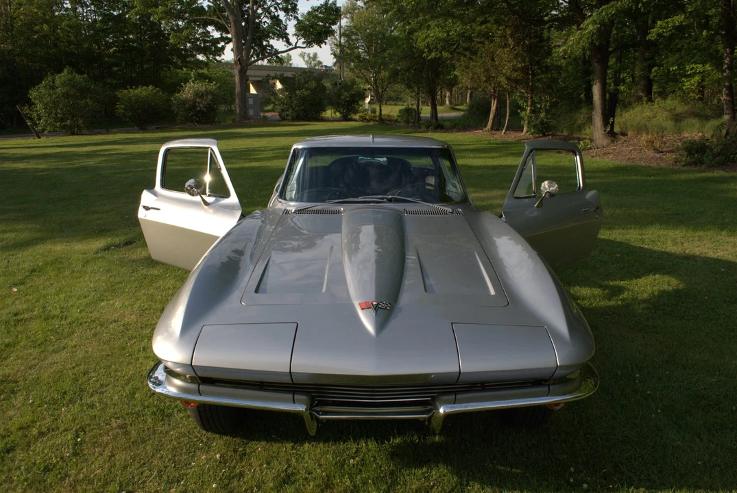 1964 Chevrolet Corvette C2 - Image 20 of 31