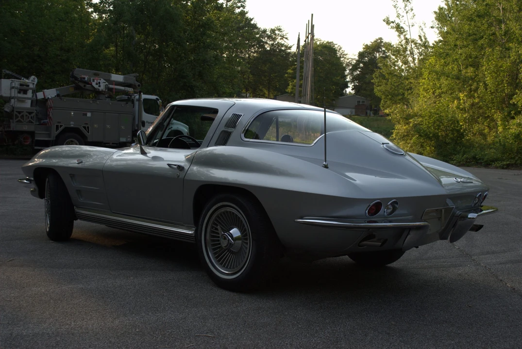 1964 Chevrolet Corvette C2 - Image 26 of 31